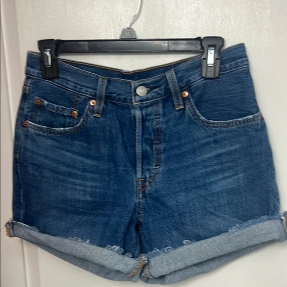 Original 501 Levi Jean shorts, cut offs, raw hems, Sz. 27, button up fly, EUC - Picture 1 of 14